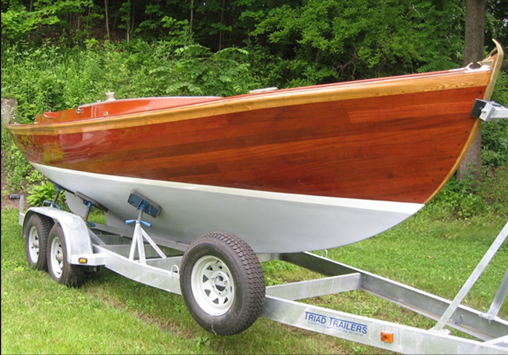 Herreshoff Alerion built by the Sanford Boat Company ...